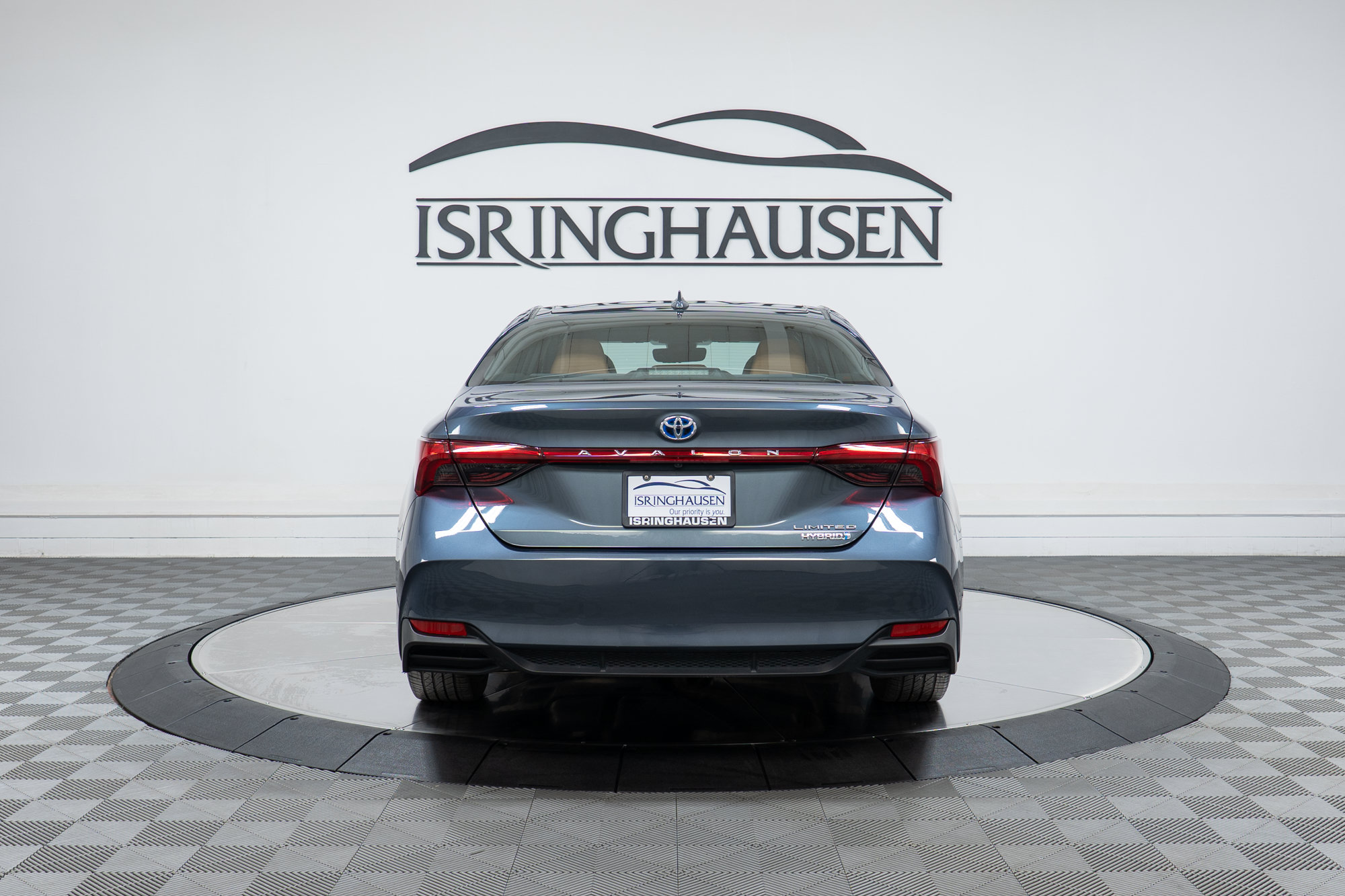 Used 2021 Toyota Avalon Limited w/ Protection Package (TMS) FWD image 6