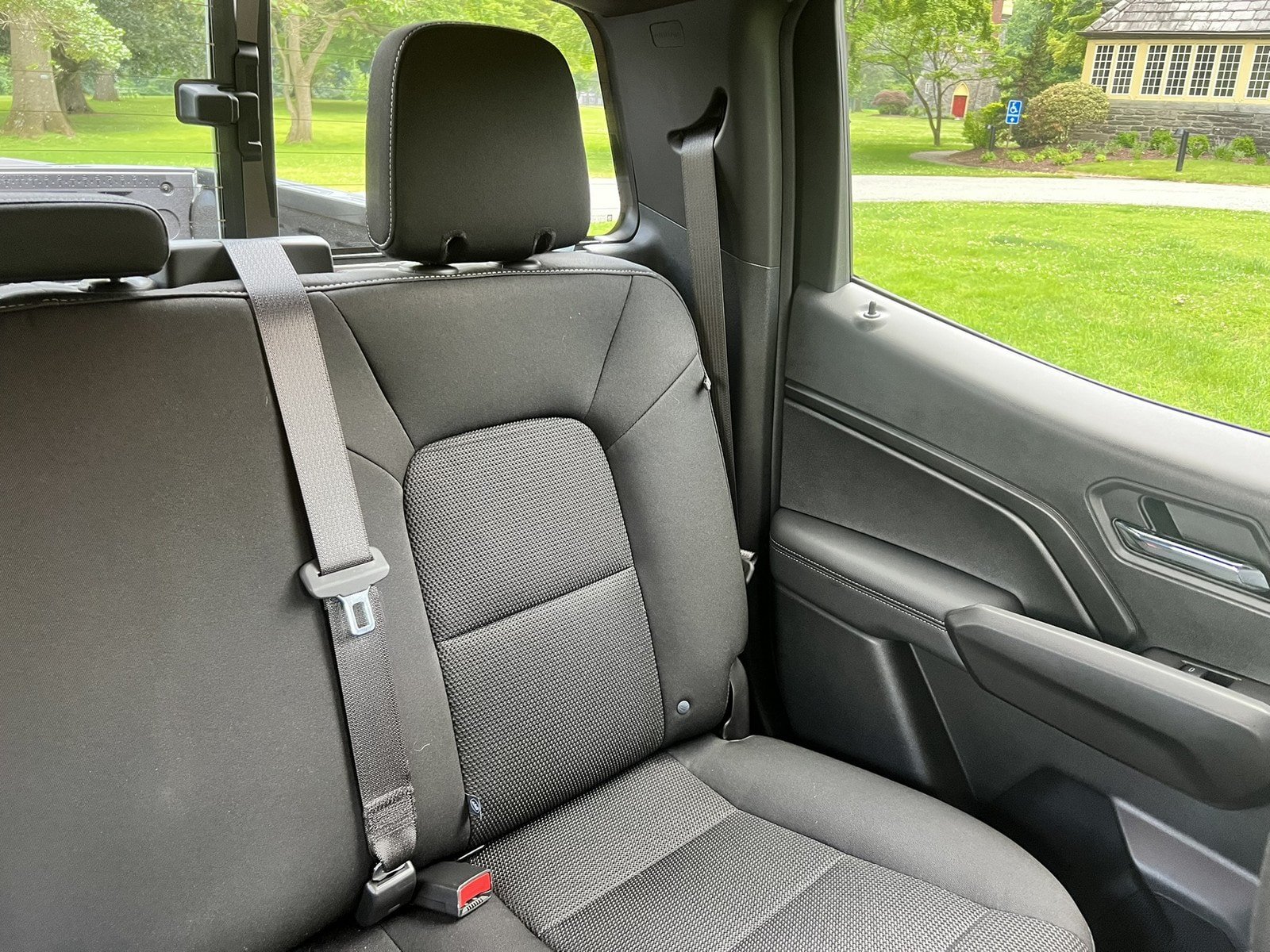 Used 2025 Chevrolet Colorado LT w/ Advanced Trailering Package RWD image 19