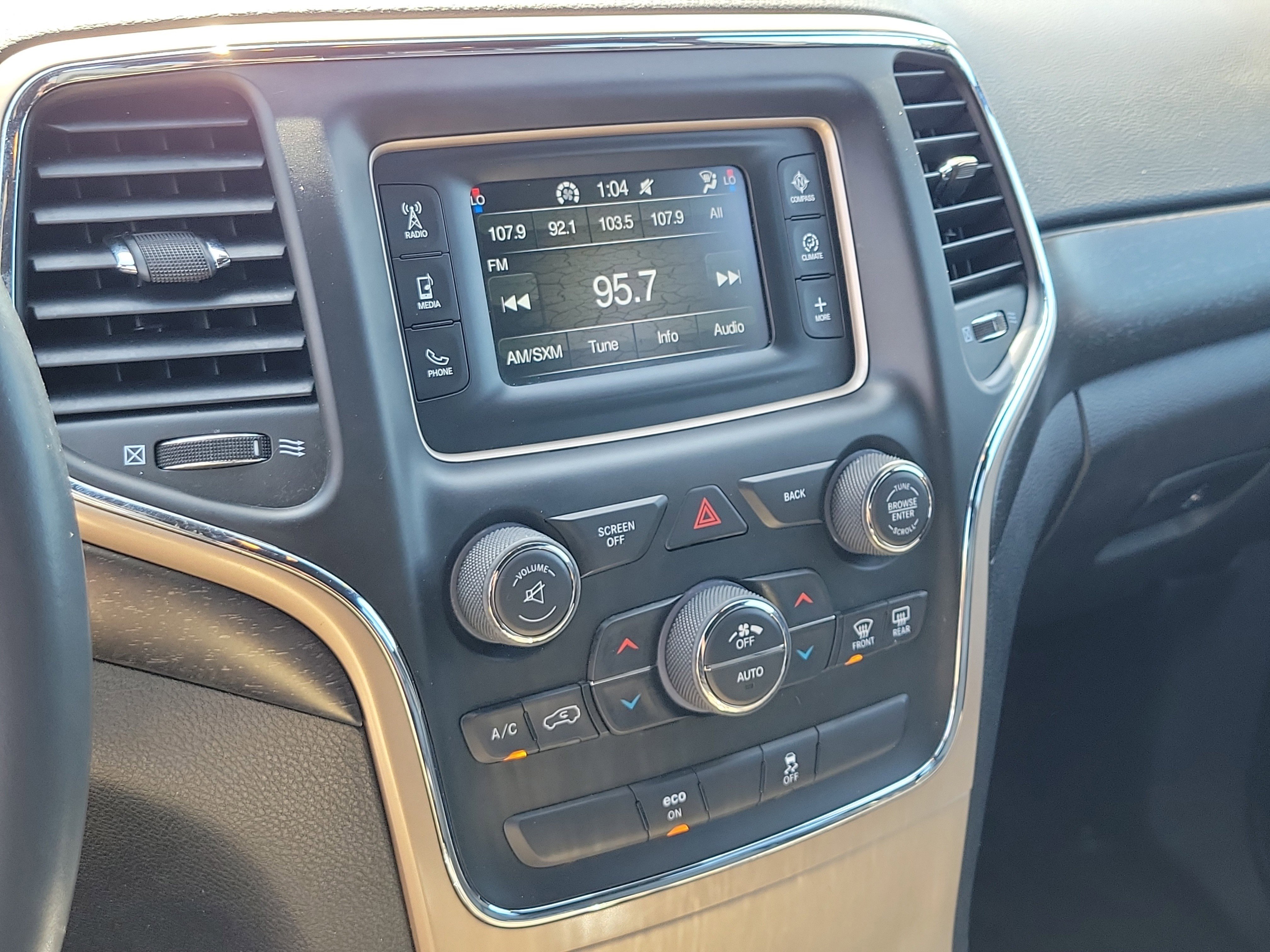 Used 2015 Jeep Grand Cherokee Laredo w/ Quick Order Package 23E image 26