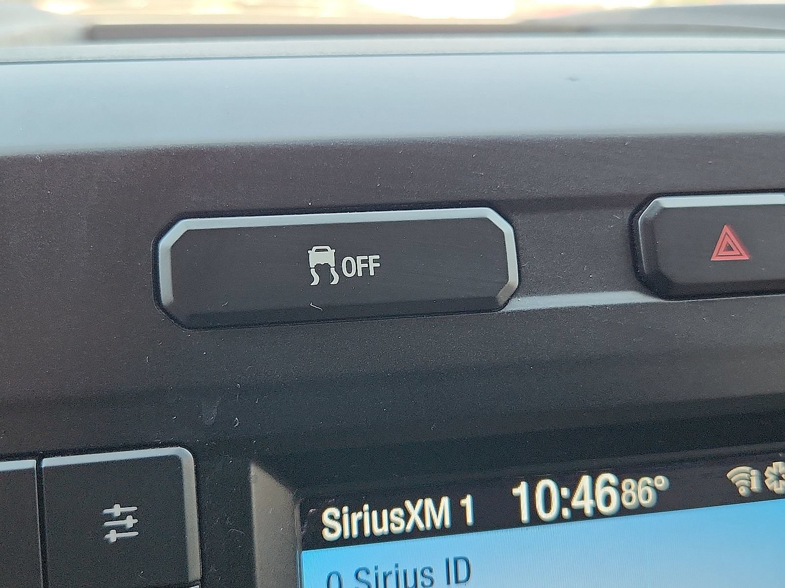 Used 2018 Ford F150 XLT w/ Equipment Group 301A Mid AWD/4WD image 19