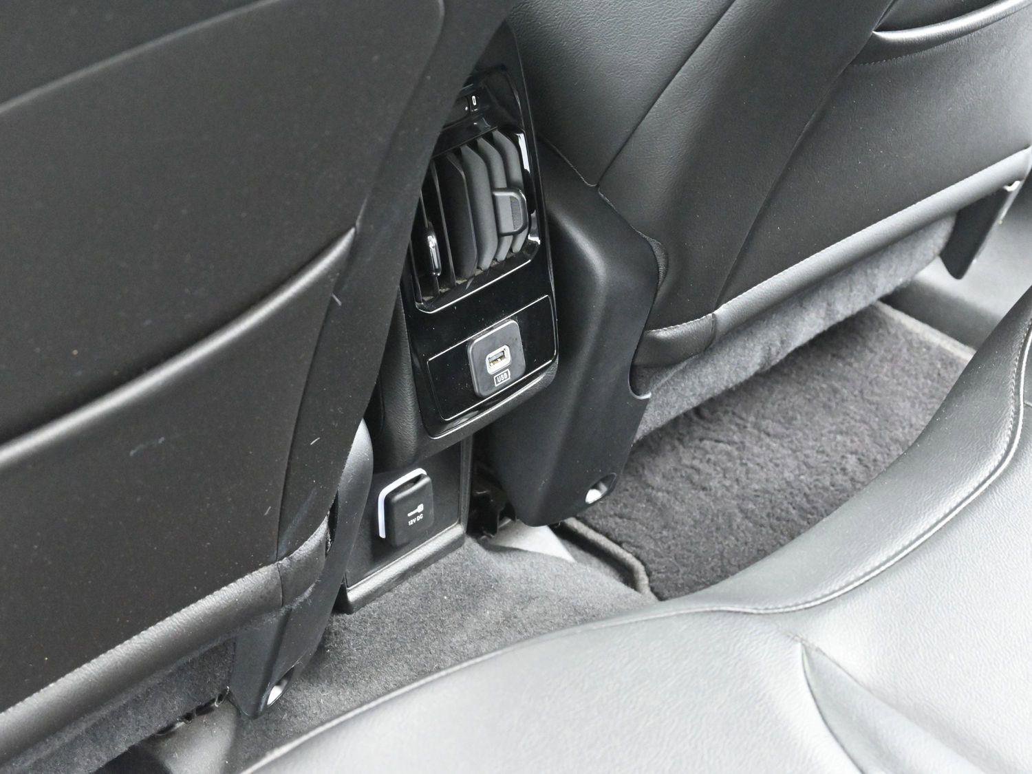 Used 2022 Jeep Compass Limited image 27