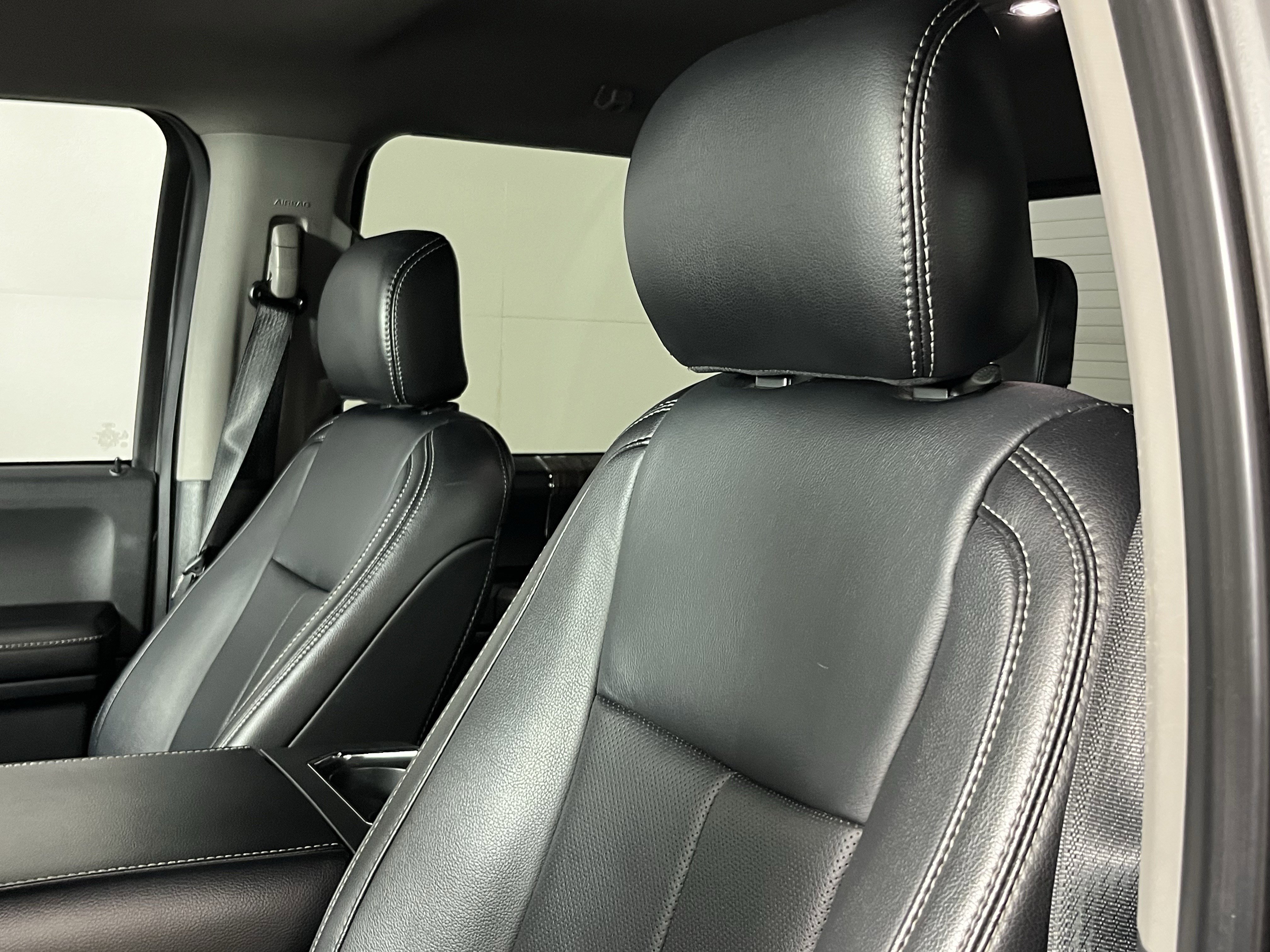 Used 2020 Ford F150 Lariat image 16