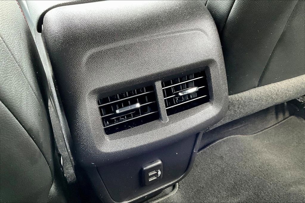 Used 2024 Chevrolet Equinox RS AWD/4WD image 10