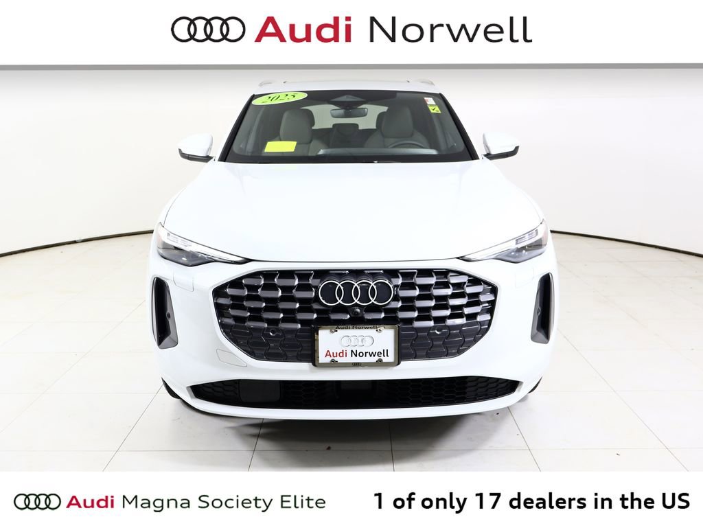 Certified 2025 Audi Q5 Premium Plus w/ Premium Plus AWD/4WD image 11