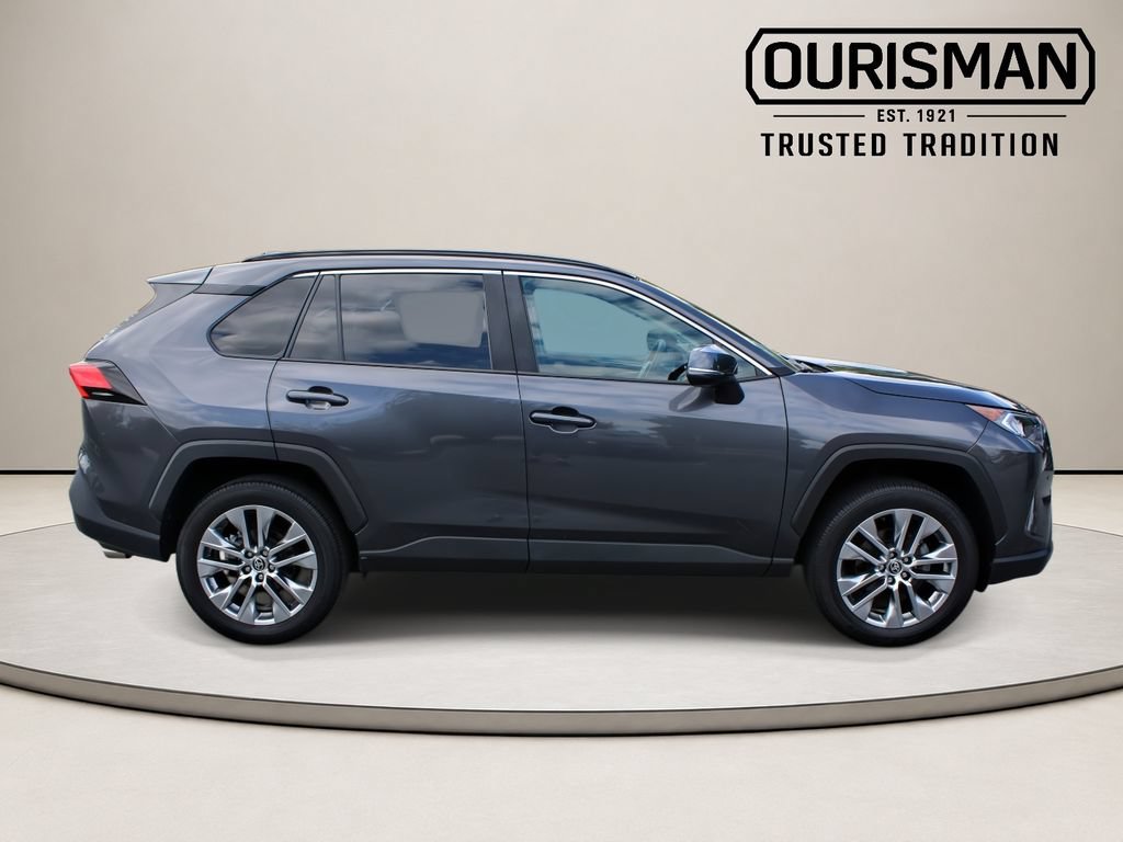 Used 2021 Toyota RAV4 XLE Premium AWD/4WD image 10