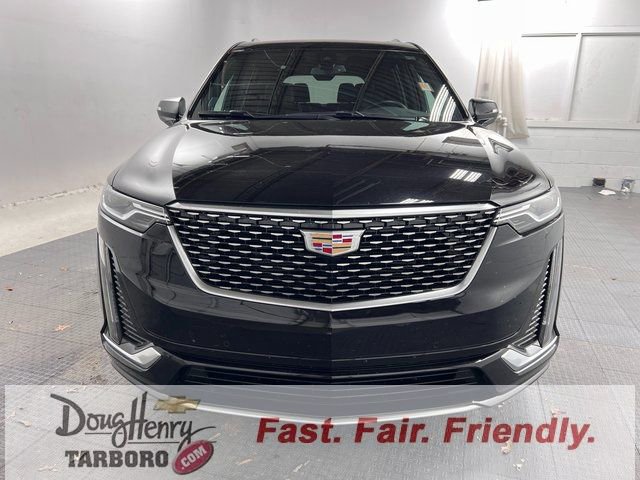 Used 2025 Cadillac XT6 Premium Luxury image 2
