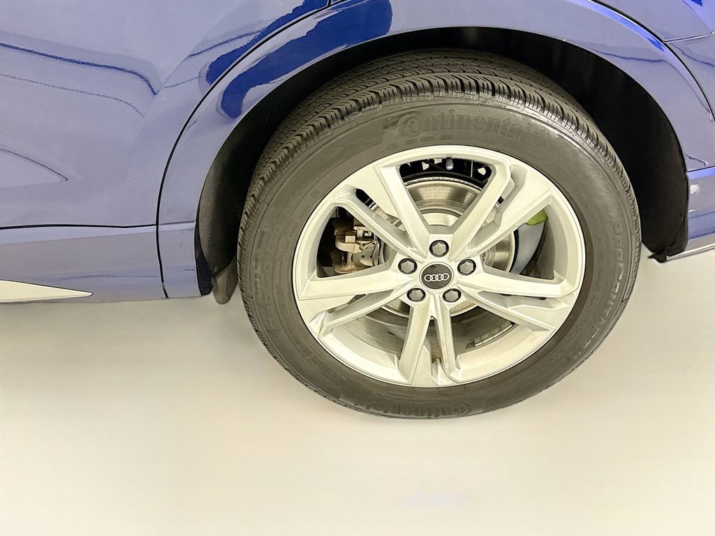 Used 2022 Audi Q3 2.0T Premium Plus w/ Premium Plus Package image 29