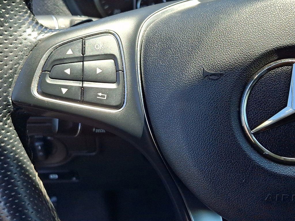 Used 2023 Mercedes-Benz Metris image 23