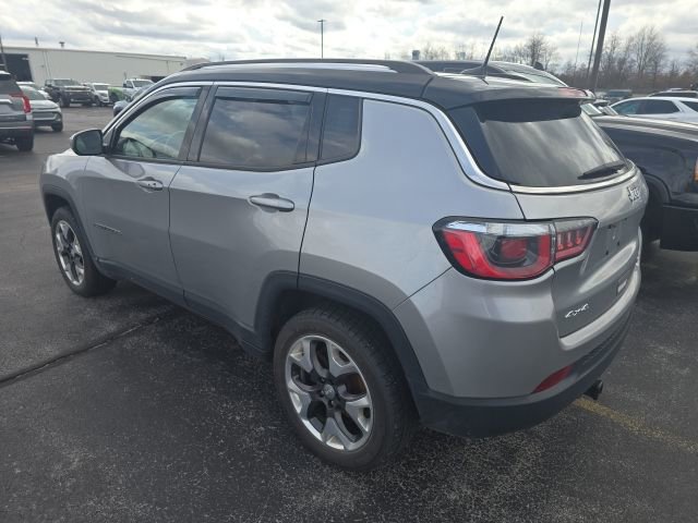 Used 2018 Jeep Compass Limited image 4
