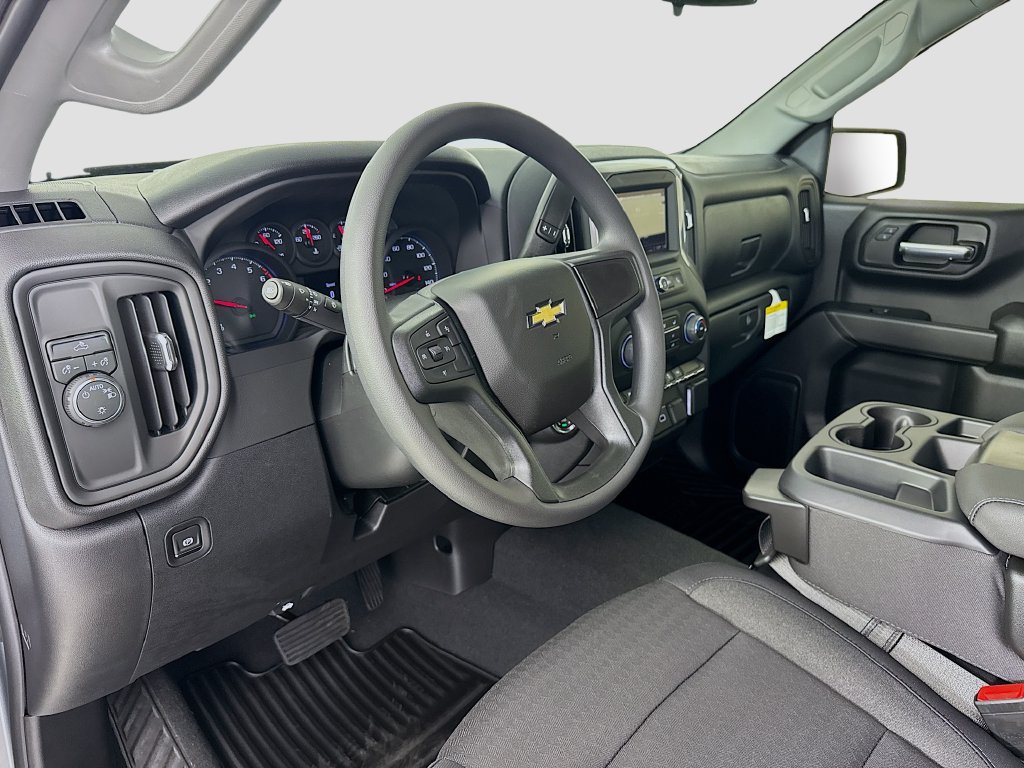 New 2026 Chevrolet Silverado 1500 Custom RWD image 10