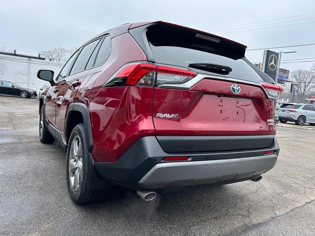 Used 2020 Toyota RAV4 Limited image 4