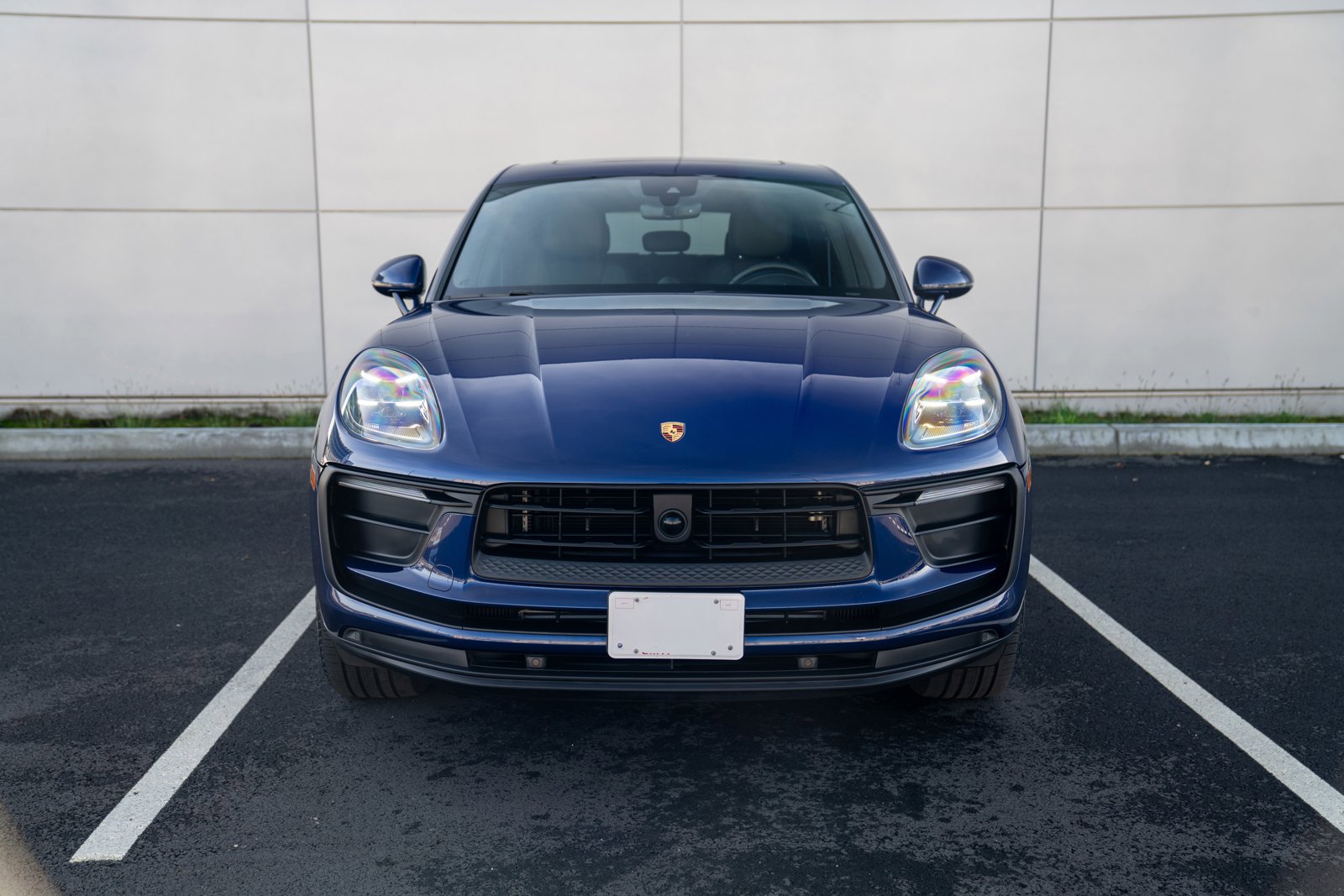 Certified 2024 Porsche Macan image 6