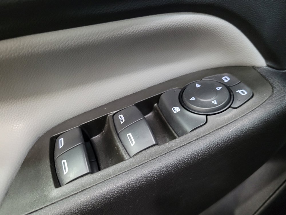 Used 2024 Chevrolet Equinox LS FWD image 27