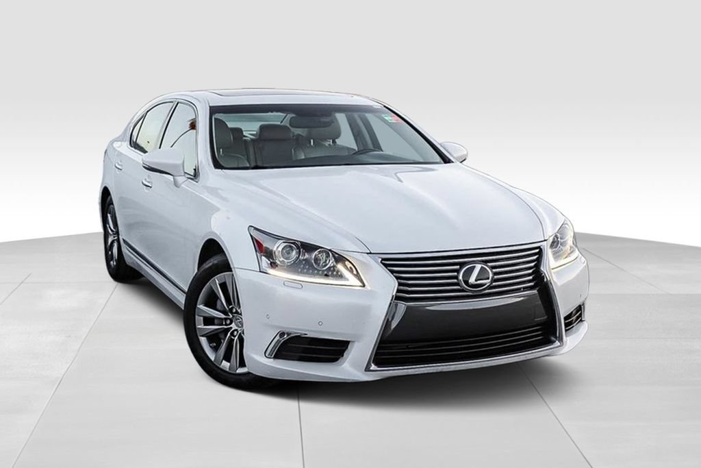 Used 2016 Lexus LS 460 w/ Comfort Package RWD video 2