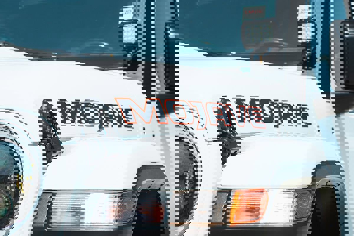 Used 2023 Jeep Gladiator Mojave w/ Cold Weather Group AWD/4WD image 17