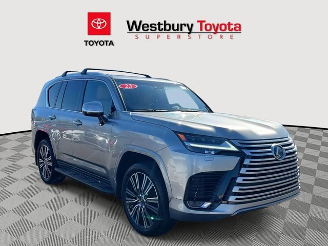 Used 2023 Lexus LX 600 4WD w/ Accessory Package (Z1)