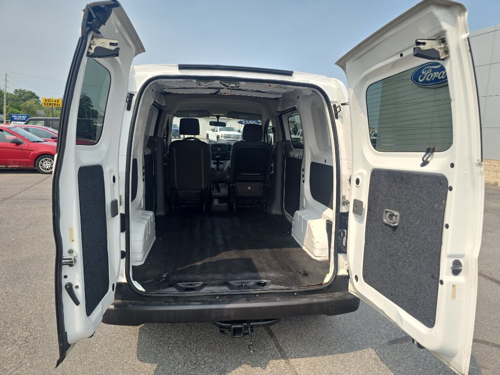 Used 2015 Chevrolet City Express LS FWD image 10