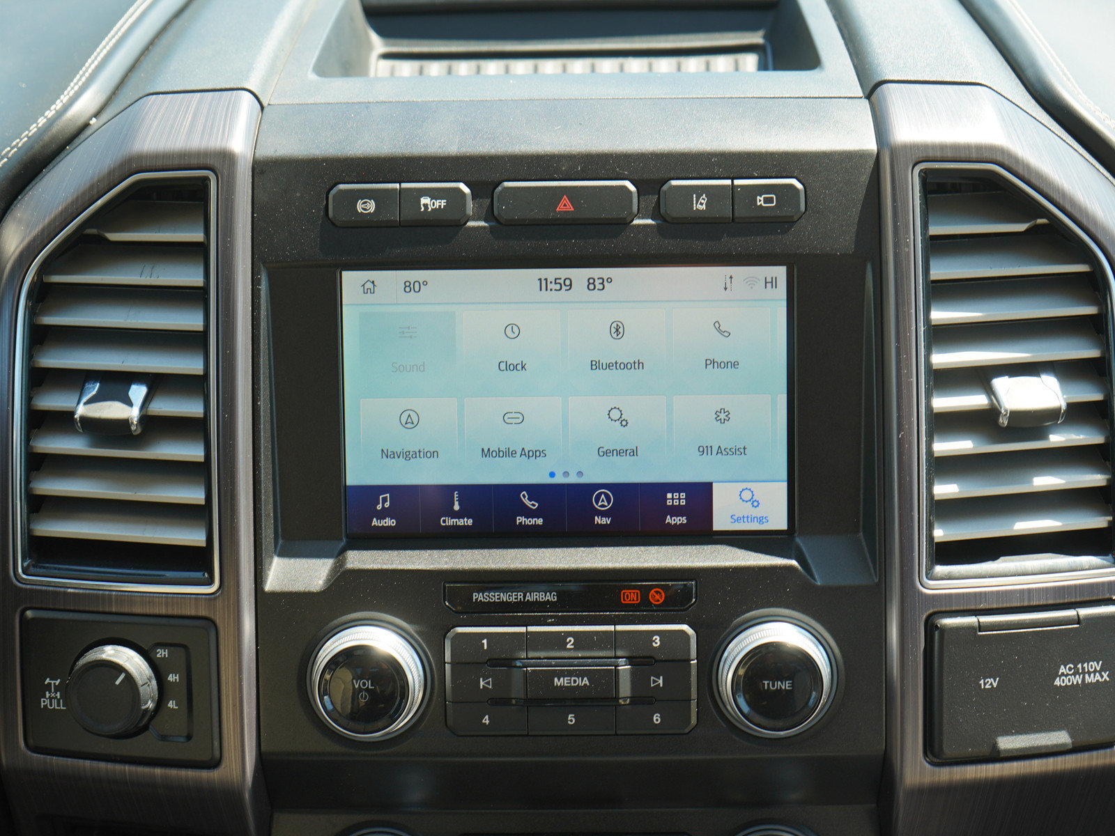 Used 2020 Ford F350 Limited AWD/4WD image 15