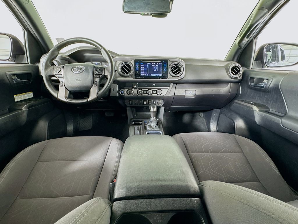 Used 2019 Toyota Tacoma TRD Off-Road w/ Technology Package image 25