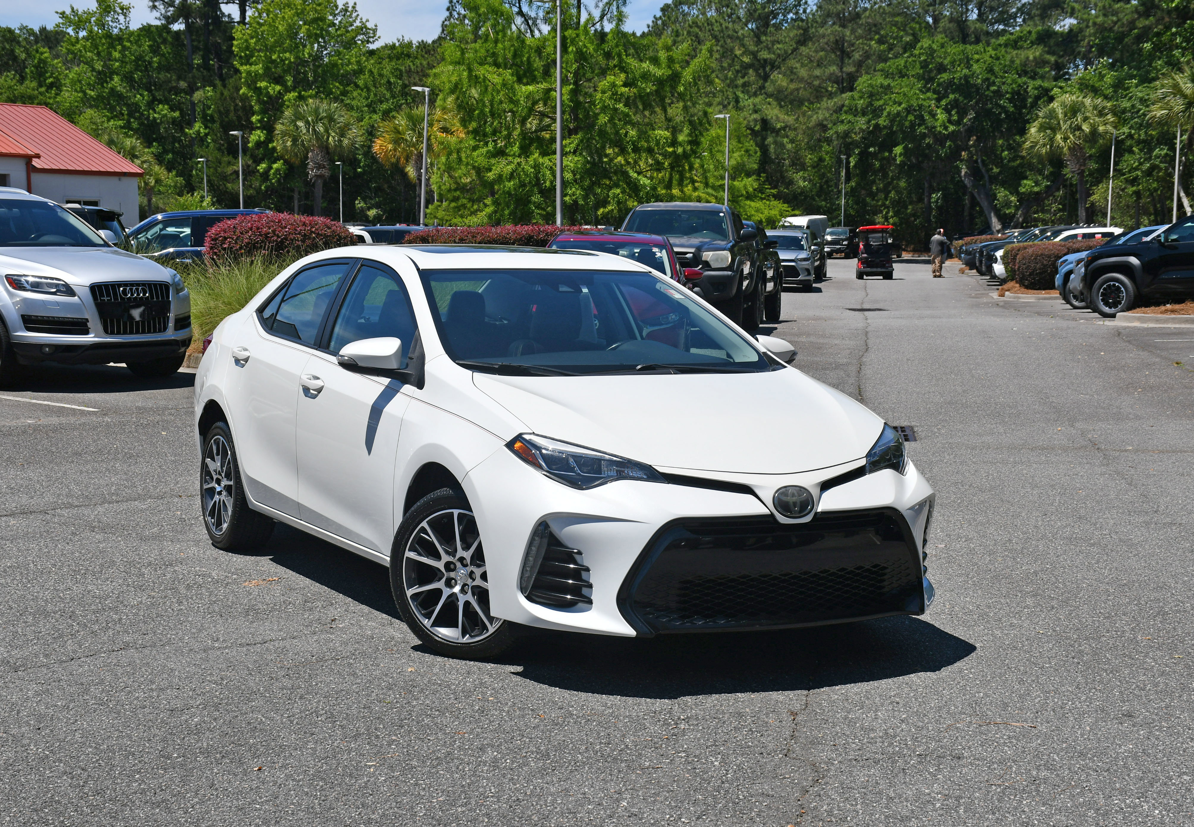 Used 2017 Toyota Corolla SE 50th Anniversary FWD image 6