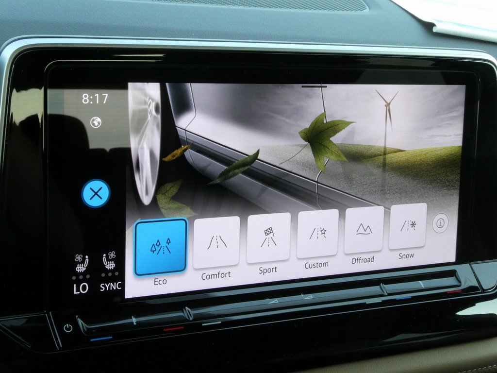 New 2025 Volkswagen Atlas Cross Sport SE image 42