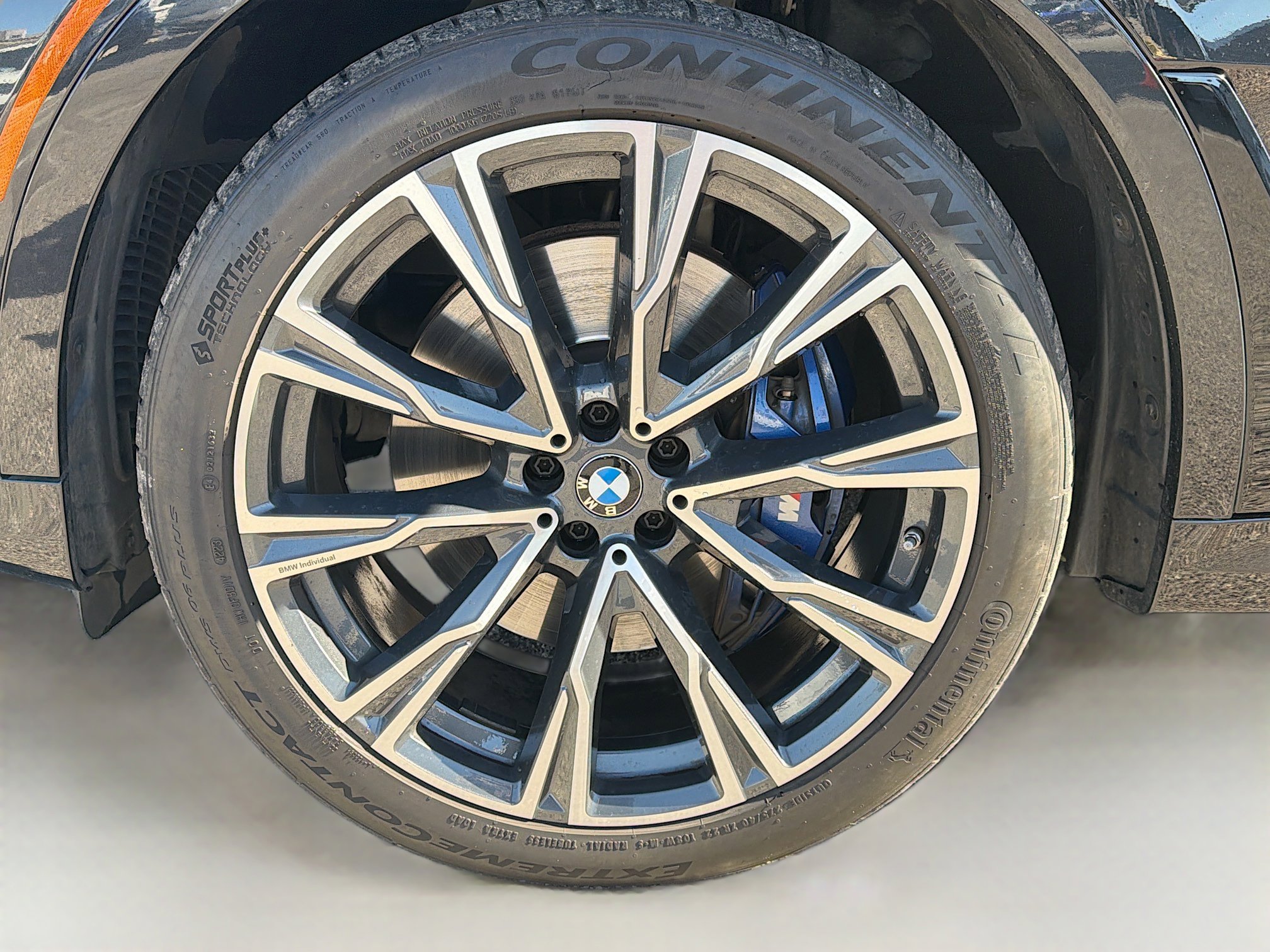 Used 2022 BMW X7 xDrive40i w/ M Sport Package image 43