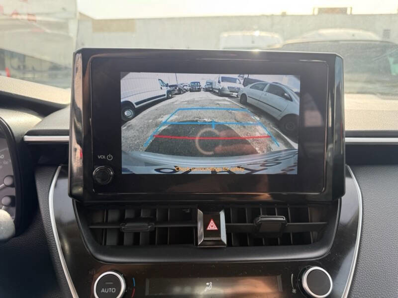 Used 2024 Toyota Corolla LE image 21