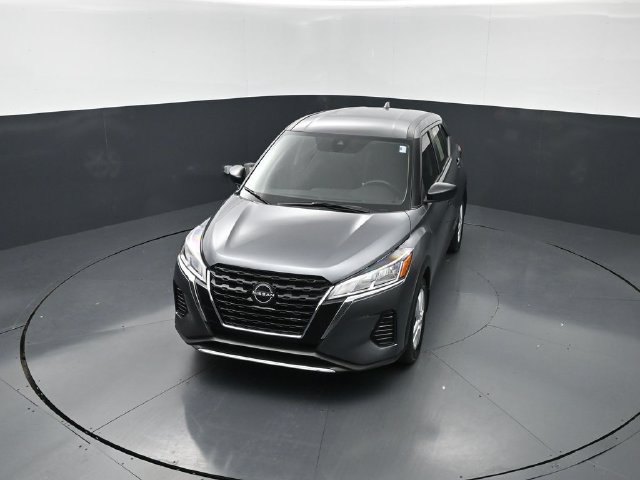 Certified 2025 Nissan Kicks Play S FWD image 24
