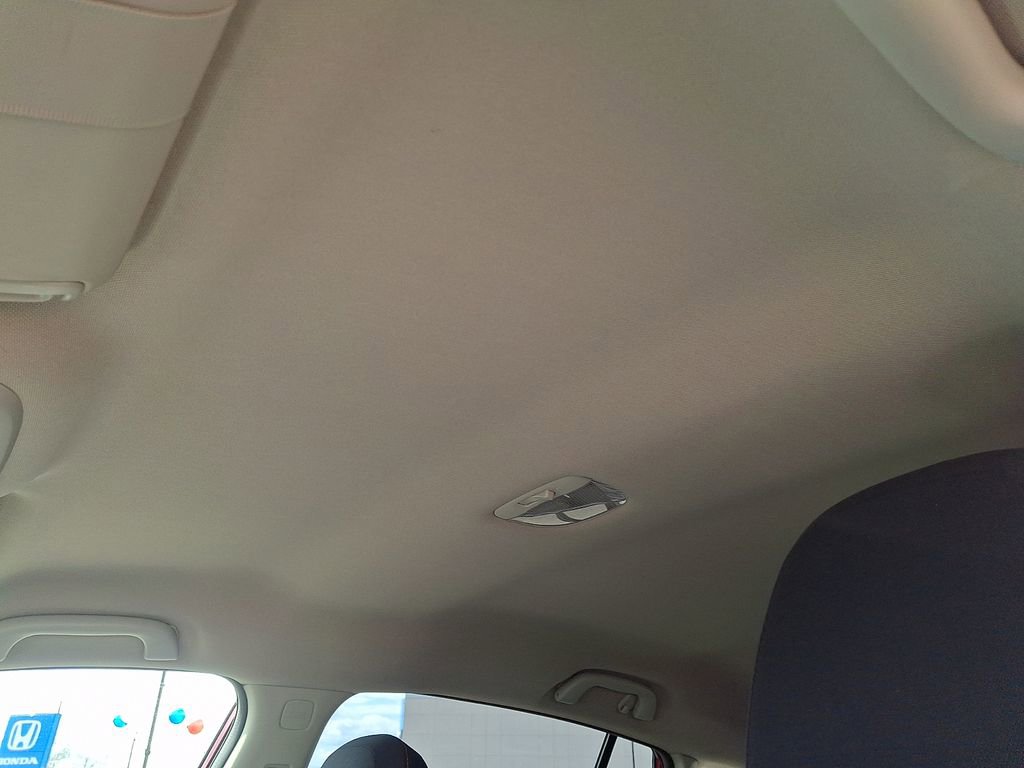 Used 2018 Subaru Crosstrek 2.0i Premium image 14