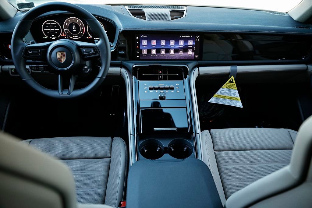 New 2026 Porsche Panamera 4 AWD/4WD image 27