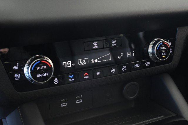 New 2026 Mitsubishi Outlander SEL AWD/4WD image 41