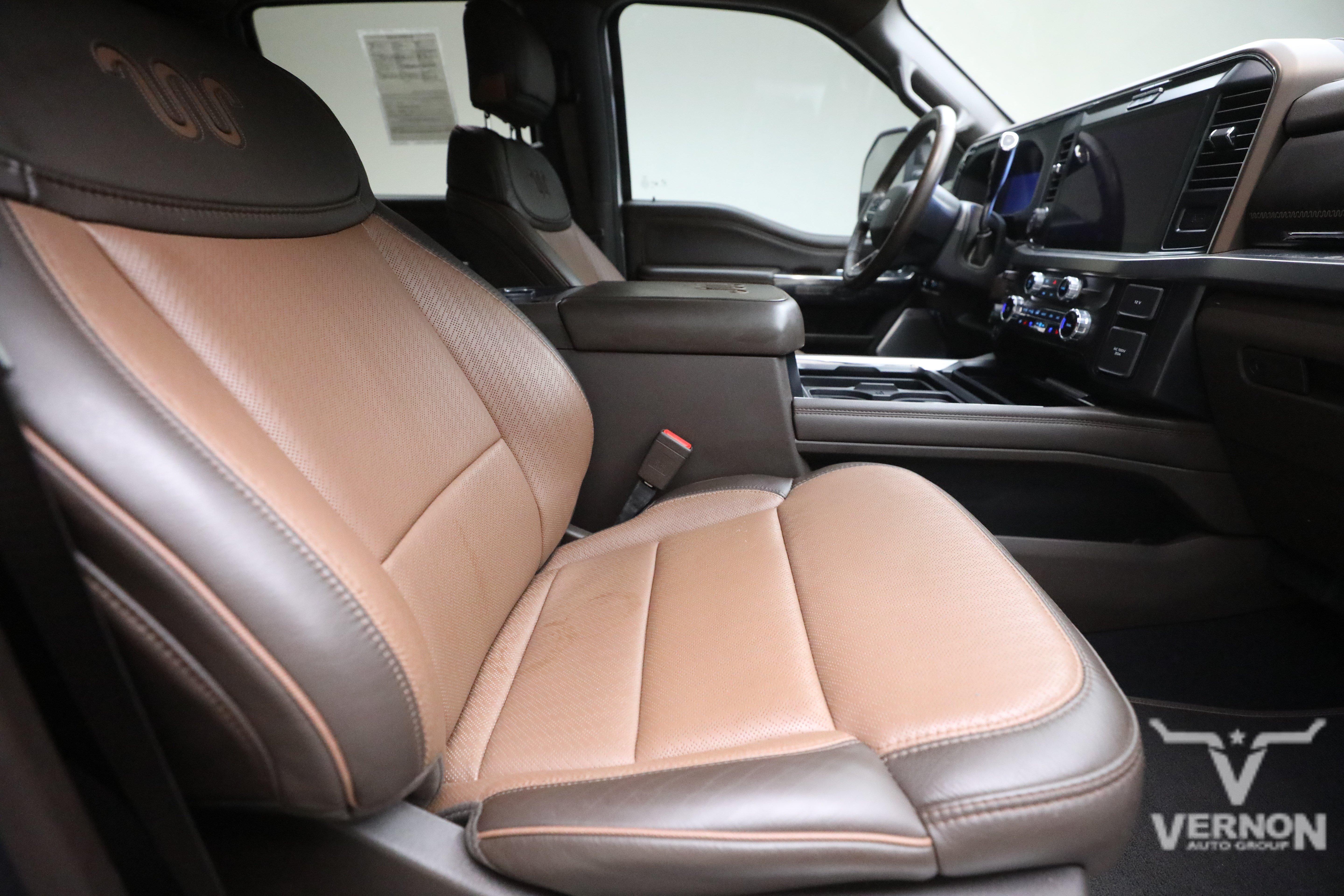Used 2025 Ford F250 King Ranch AWD/4WD image 11