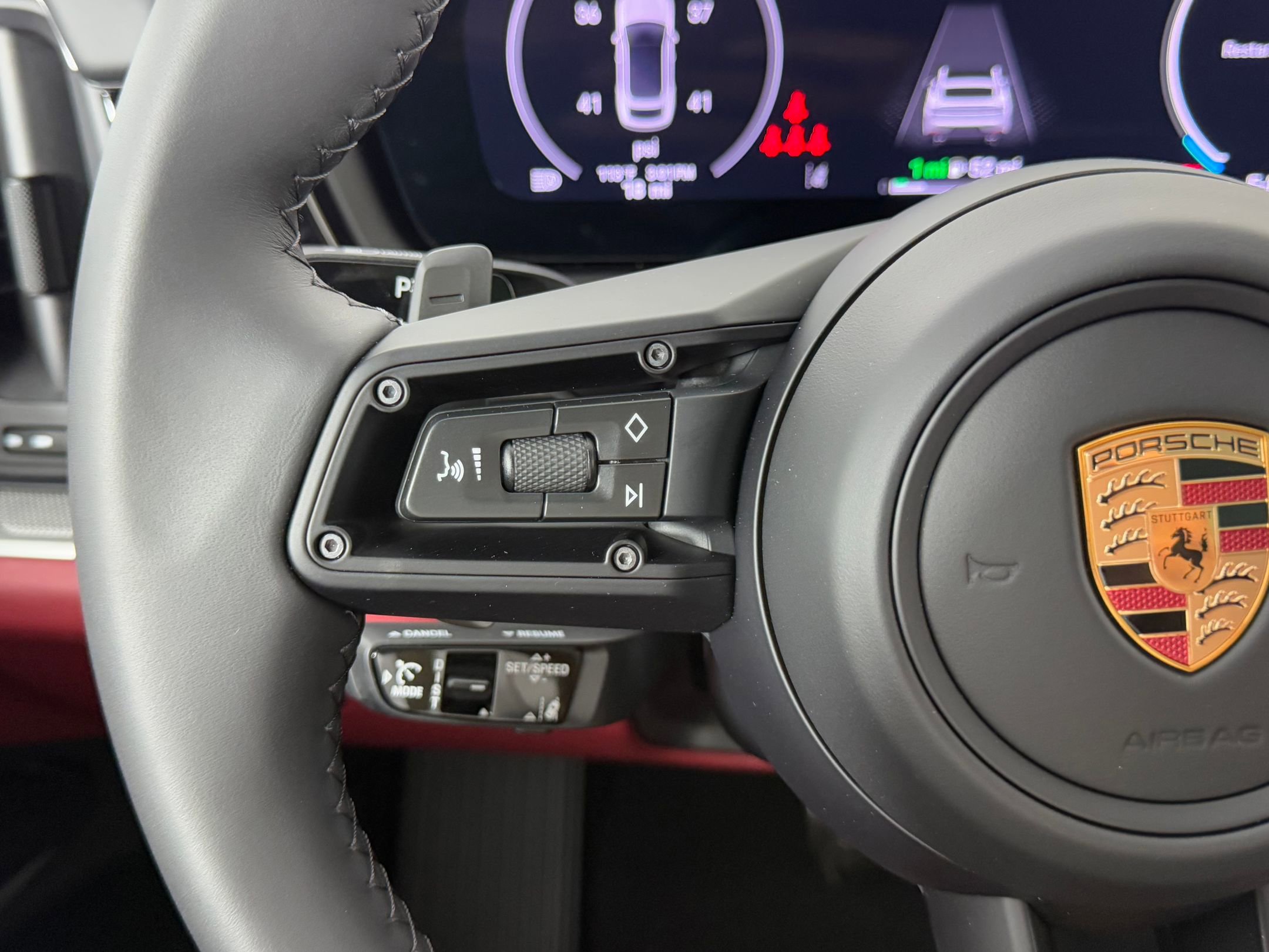 New 2026 Porsche Cayenne S image 19