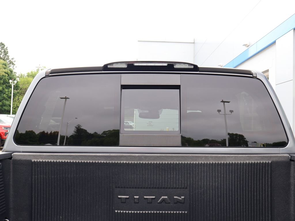 Used 2019 Nissan Titan SV w/ SV Convenience Package AWD/4WD image 29