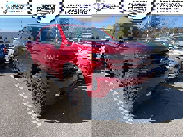 Used 2022 Chevrolet Silverado 1500 RST image 1