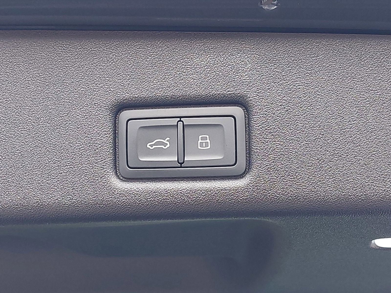 New 2025 Audi Q5 Premium Plus image 13