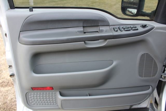 Used 2003 Ford F250 XLT image 27