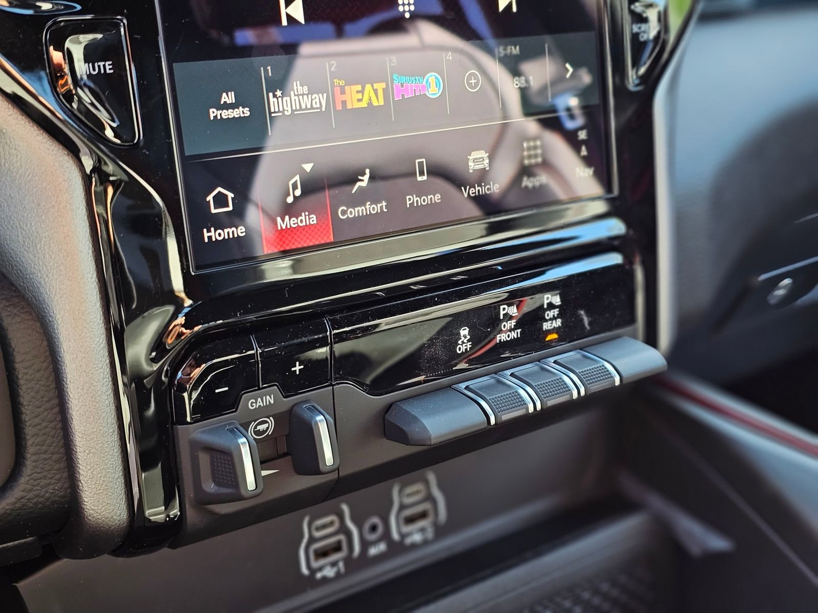 New 2026 RAM 1500 Rebel w/ Bed Utility Group AWD/4WD image 13