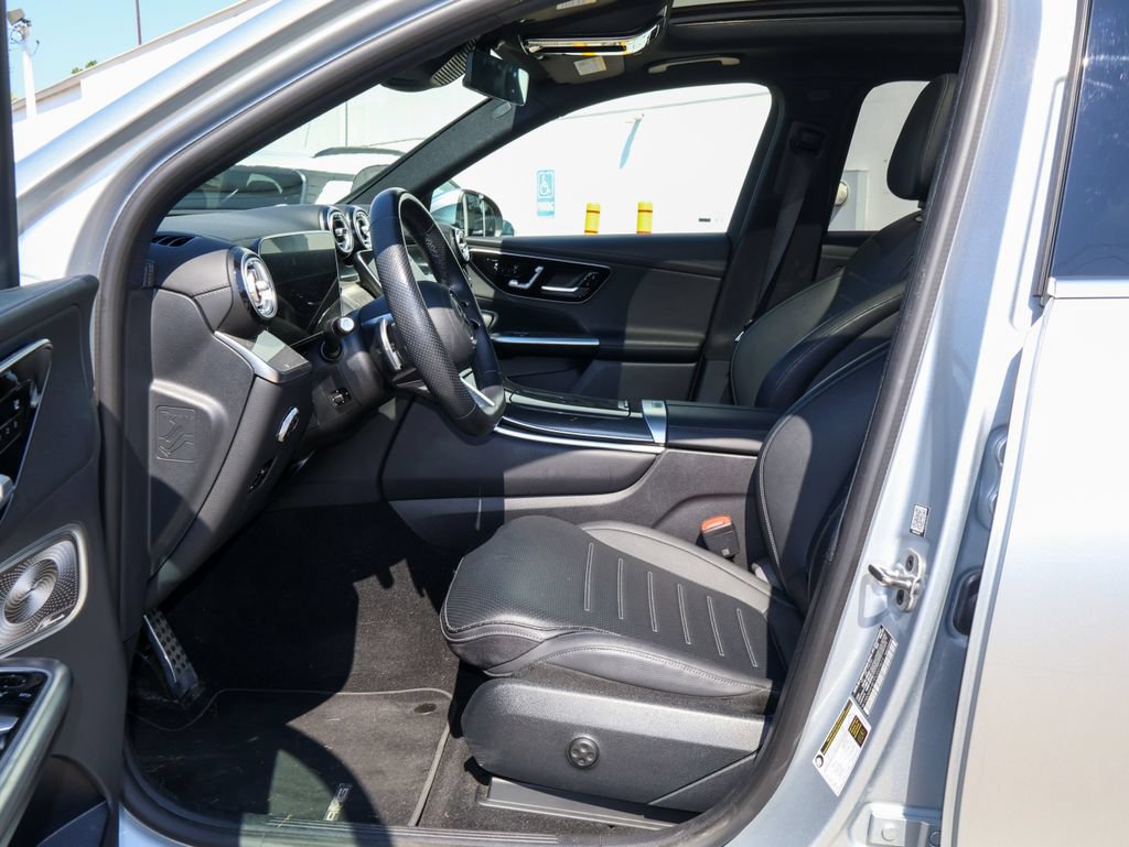Used 2023 Mercedes-Benz GLC 300 4MATIC image 12