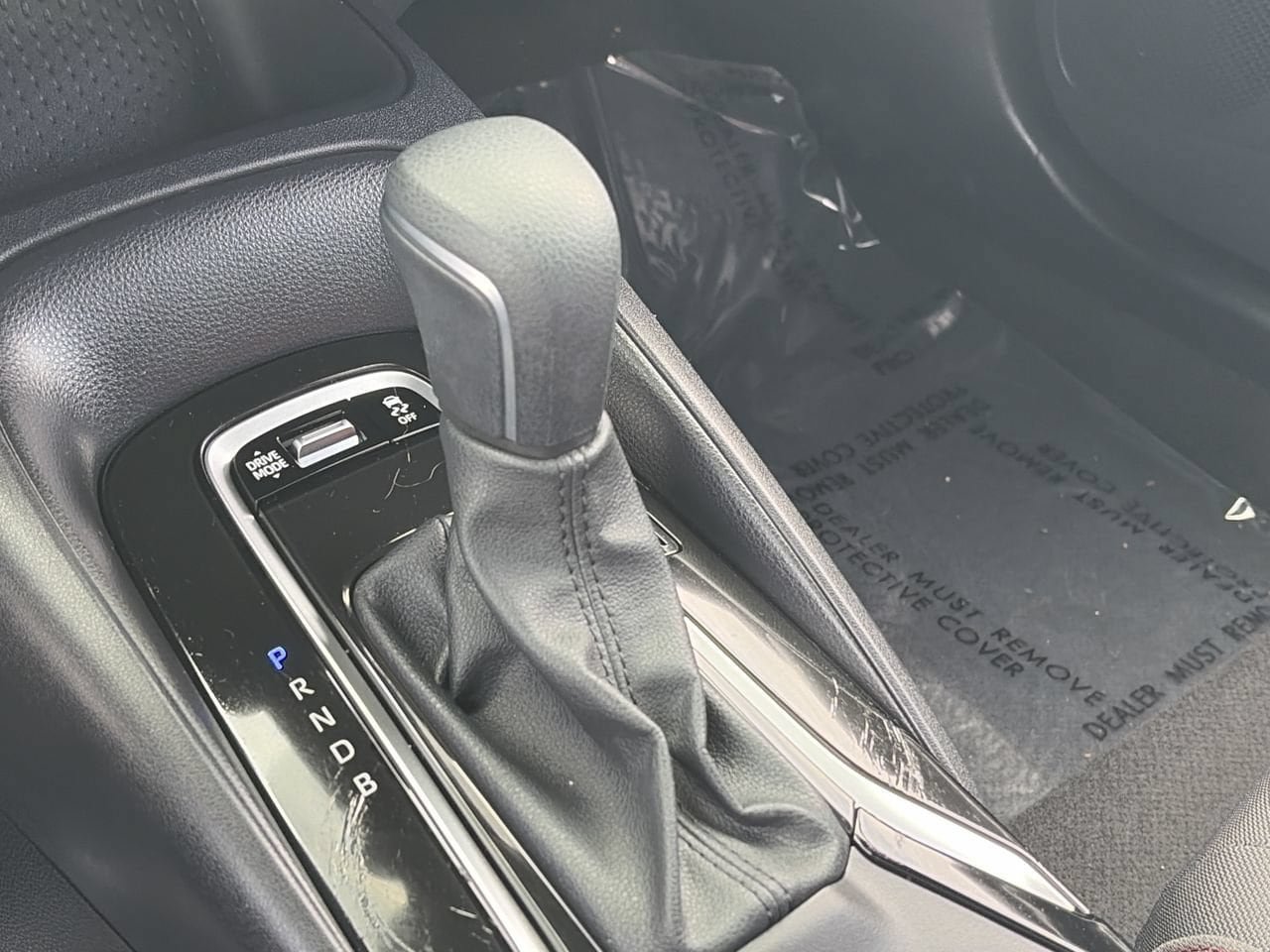 Used 2025 Toyota Corolla SE FWD image 14