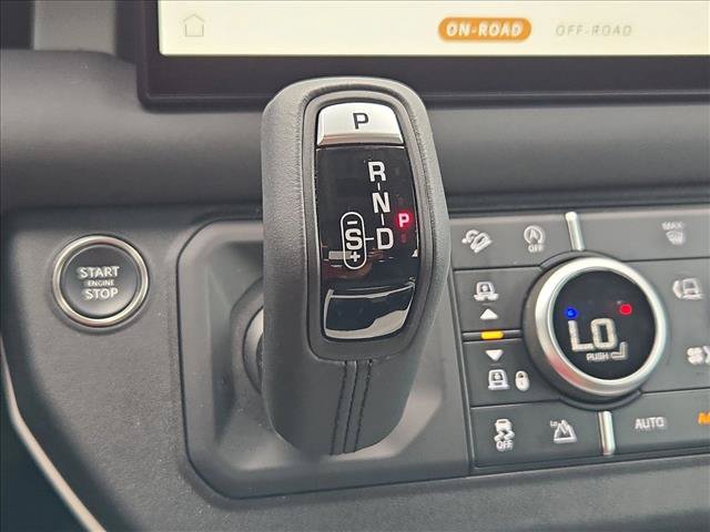 Used 2025 Land Rover Defender 110 S AWD/4WD image 18