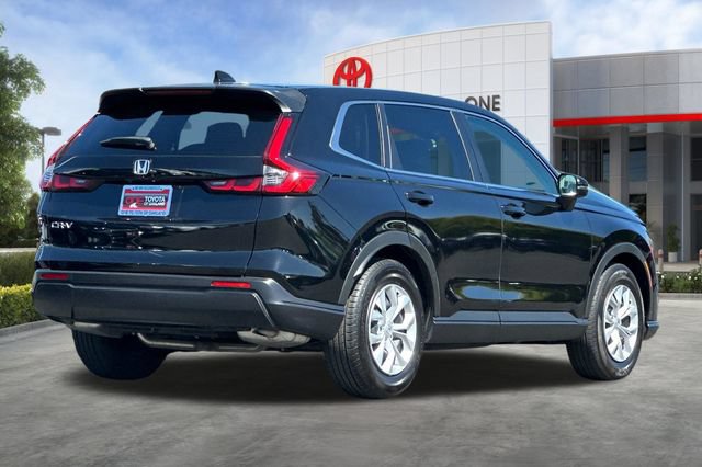 Used 2025 Honda CR-V LX image 4