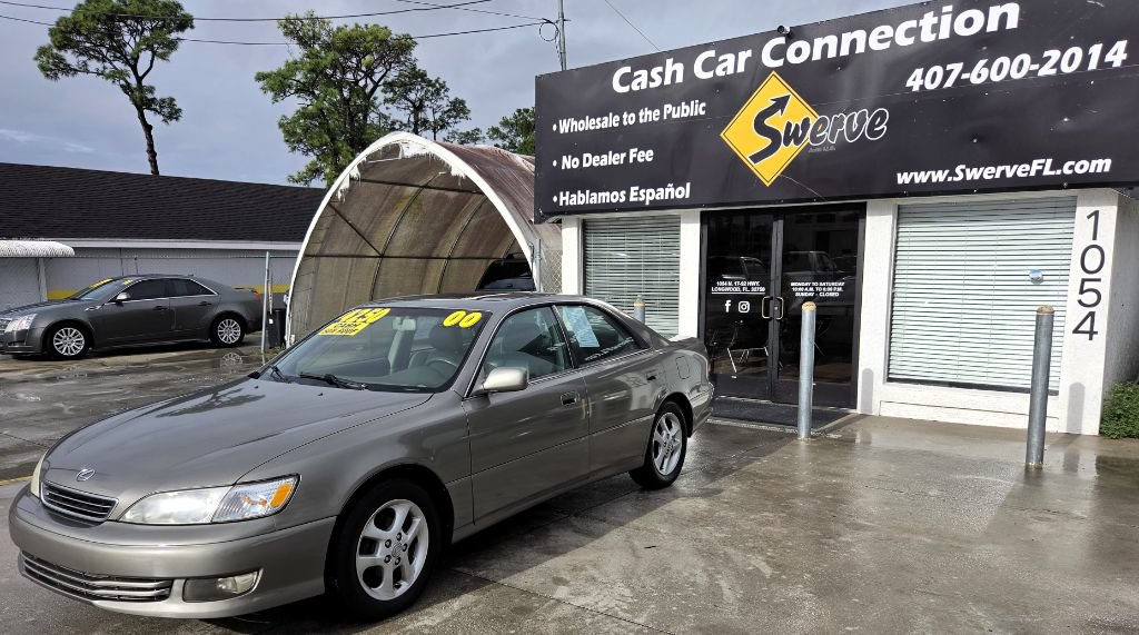 Used 2000 Lexus ES 330 w/ Lexus Value Pkg FWD image 2
