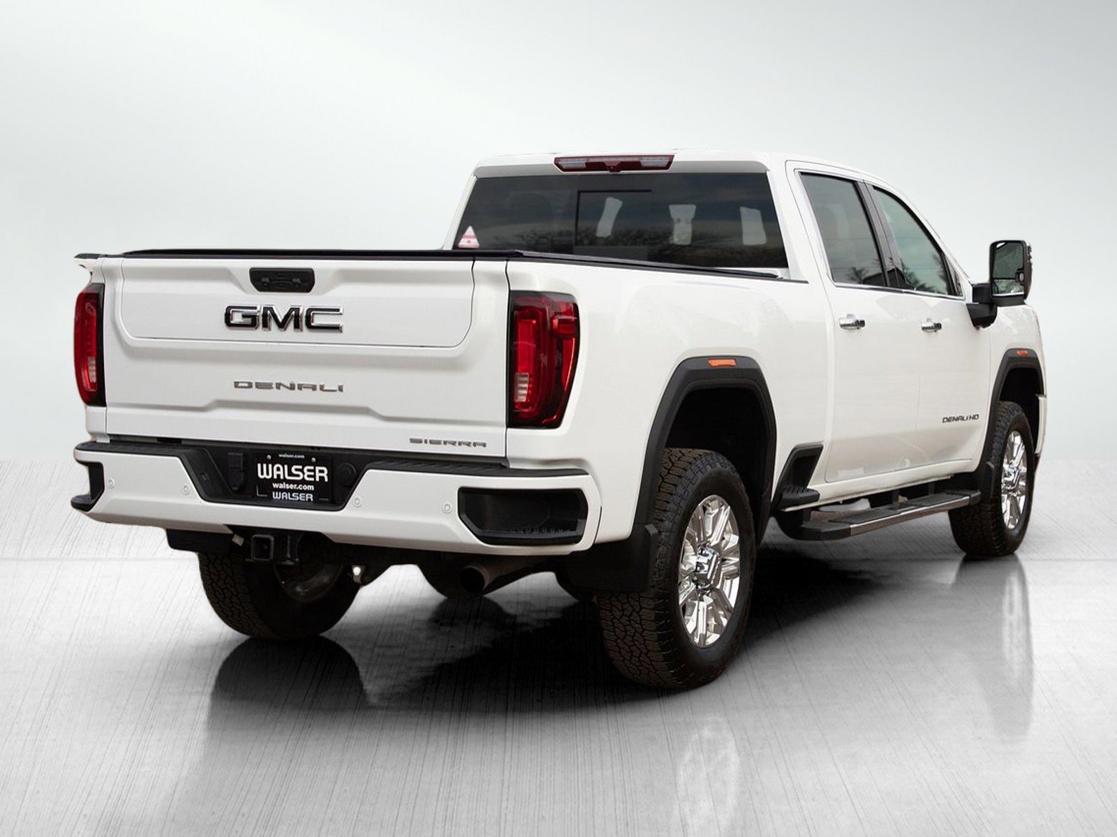 Used 2023 GMC Sierra 3500 Denali image 5