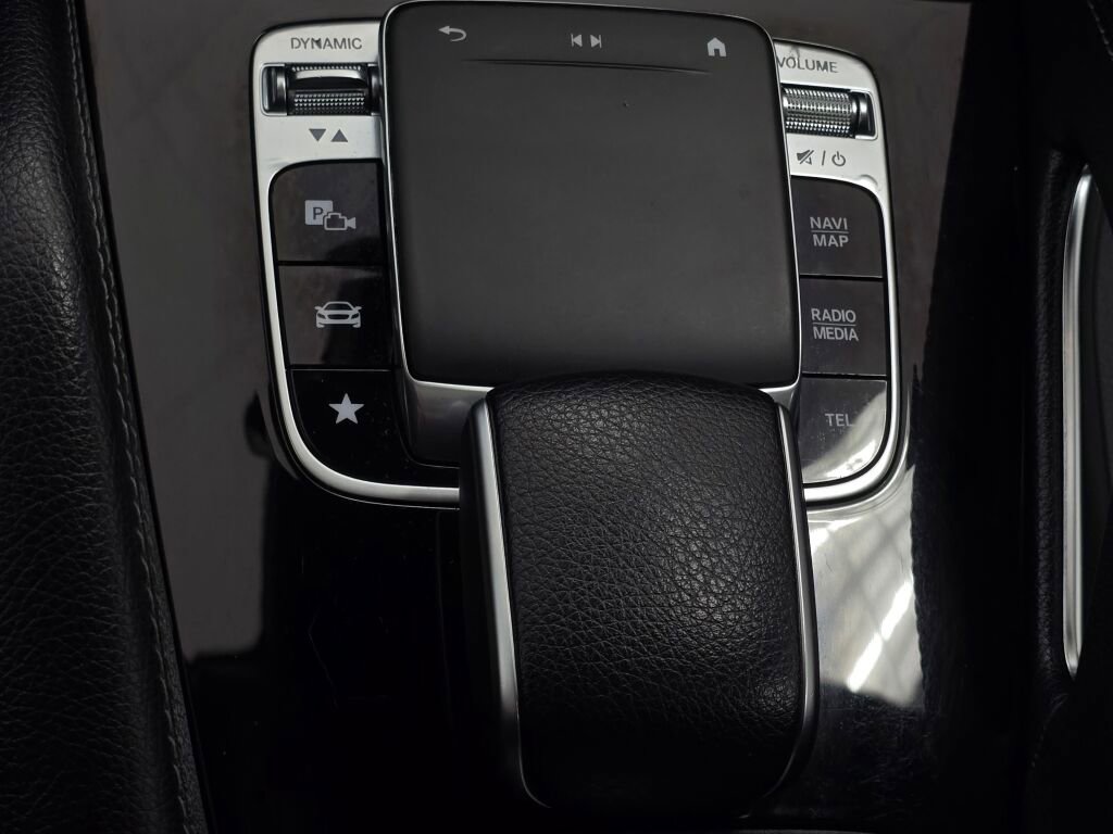 Used 2020 Mercedes-Benz GLE 450 4MATIC image 45