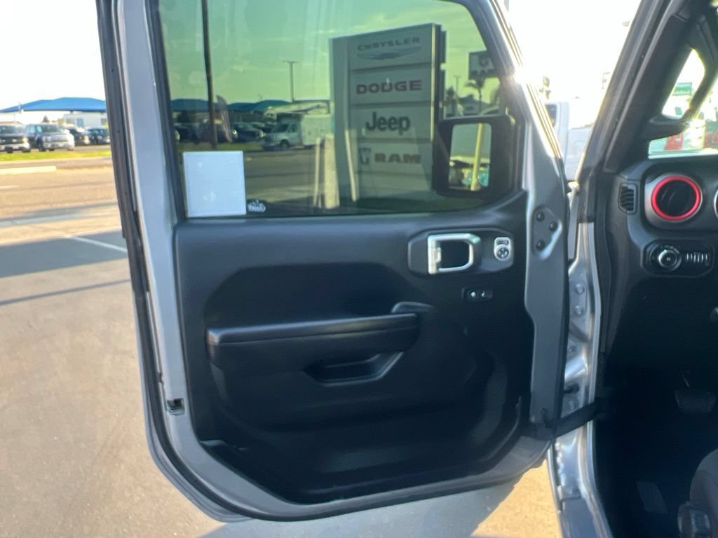Used 2020 Jeep Wrangler Unlimited Sport S AWD/4WD image 25