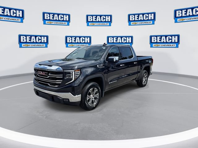 Used 2025 GMC Sierra 1500 SLT AWD/4WD image 4