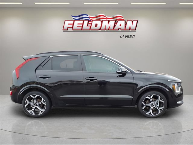 Used 2024 Kia Niro EX Touring FWD image 7