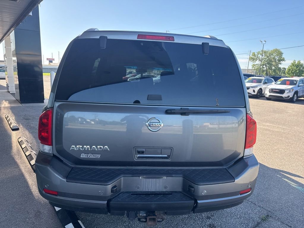 Used 2015 Nissan Armada SV AWD/4WD image 4