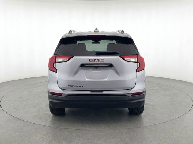 Used 2023 GMC Terrain SLE w/ Driver Convenience Package FWD image 7
